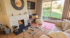 Yew Tree Cottage - Image 2