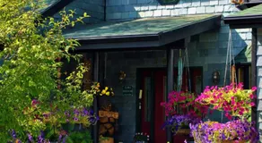 Alaska House of Jade Bed and Breakfast - Image 3