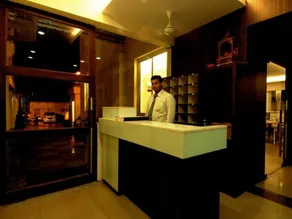 Hotel Premiere Villa - Image 3