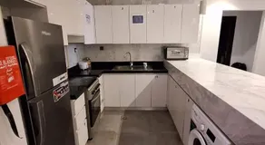 Business Bay Loft Accommodation - Image 4