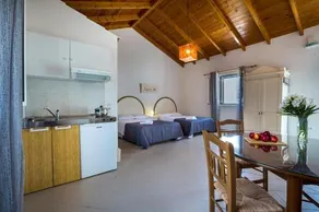 Senses Suites in rural setting - Image 4