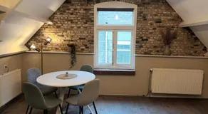 attic apartment in the center - Image 5