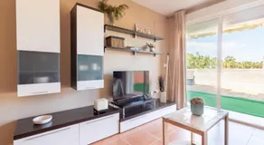 Global Vacacional, Planta baja con piscina en Almenara - Image 3