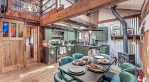 Dog Friendly, Year Round, Creekside Cabin, Hot Tub, 6 Acres - Image 5