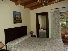 Hostal Ribera de Salobre - Image 1