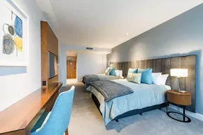 Distinction Christchurch Hotel - Image 5