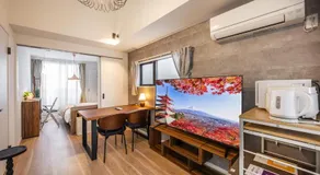 Within walking distance of Nakameguro, 6 mins by Shibuya Train, 7 mins on foot from Yutenji Station, 1 min on foot to a supermarket, Long-term stays, Max 4 people - Image 2