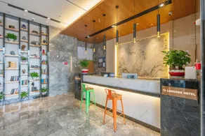 Langang Hotel Chengdu - Image 3