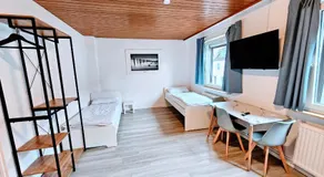 Monteurhaus mit zwei Wohnungen in Bremen-Mitte, Parkplatz & WLAN - Image 2