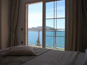 Narr Hotel - Image 2