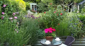 Santi Bhavana Bed & Breakfast - Image 4
