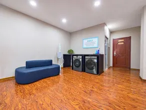 Yue Hotel (Baoding Mancheng Huiyou Shopping Mall) - Image 3
