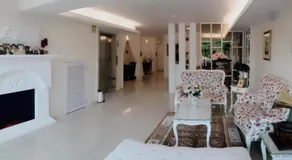 52 The Grace hotel - Image 3