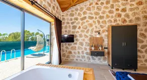Kalkan'da 2 Yatak Odalı Jakuzili Villa-Villa Seabird - Image 3
