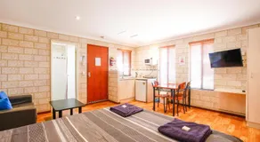 Kalbarri Tudor Holiday Park - Image 2