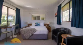 Anchor Bay Motel - Image 2