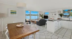 Noosa Harbour Resort - Image 4