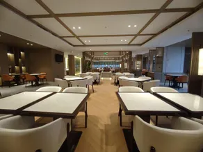 Metropark Hotel Wuhan - Image 4