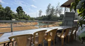 Glasshouse Retreat by The Jungle stay groups - Image 2
