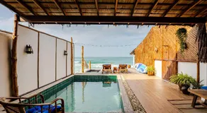 SeaSalt BeachFront Holiday Home, Private pool, 2 Bedroom house - Image 3