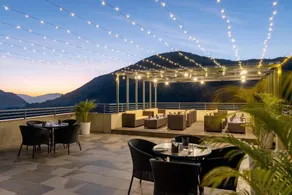 Stone Wood Hotel Kumbhalgarh - Image 4