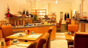 Hotel Plaza - Image 5