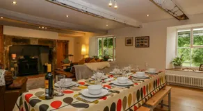 Pentre Court Cottage - Image 3