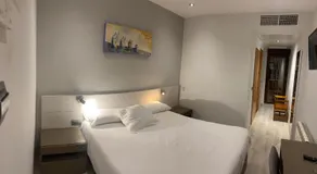 Hostal El Palomar - Image 2
