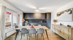 In the heart of Crans, fireplace and parking - Image 5