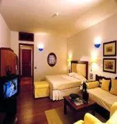 Elounda Beach Hotel & Villas - Image 4