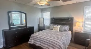 Bohemian Hideaway, Mountain and Valley Views, Pet Friendly - Image 2