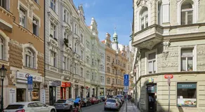 Lussuoso appartamento con una splendida vista nel cuore di Praga - Image 4