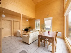 Wintersbourg Spa Retreat - Image 4