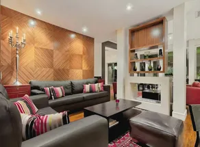Ascot Hotel - Image 3