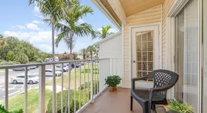 Cozy Beachside Hideaway - BC104 - Image 5