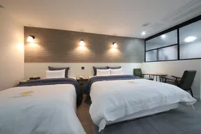 2Night Business Hotel - Image 1