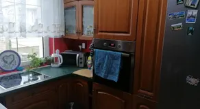Rodinný půldomek s vybavením a bazenem - Image 4