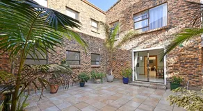 Dressage Guesthouse - Image 5