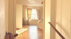 Beehive Cottage - Image 5