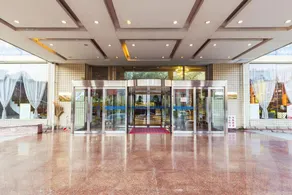 Tianyi Wenquan Huayuan Hotel - Image 2