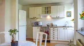 1 Bedroom Beautiful Home In Limhamn - Image 2