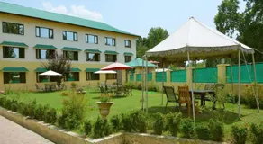 Hotel curio's All seasons - Image 2