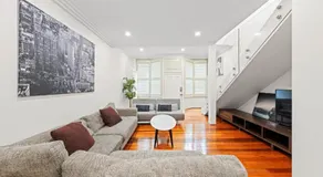 3BR House & 1 Parking & Near Darling Harbour & ICC - Image 2