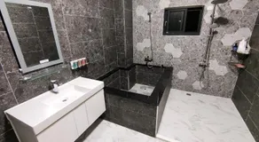 Lin's B&B - Image 2