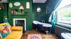 Mademoiselle's Boutique Holiday Accommodation - Image 2