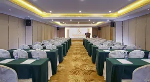 Vienna International Hotel Foshan Beijiao New City Meidi Headquarter - Image 4