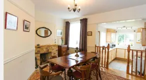 3 bed rooms 2 en-suite - spacious with 90sqm garden - self check in - pet friendly - Central, near beach - Image 3