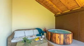 Casa Verde and Casa Blue - Image 3
