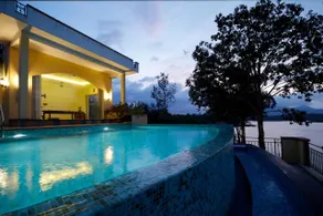Vista Del Lago - Lakeview Homestay - Image 1