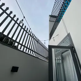 SHU House - Image 4